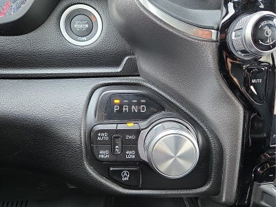 2023 RAM 1500 Laramie Crew Cab 4x4 5'7' Box