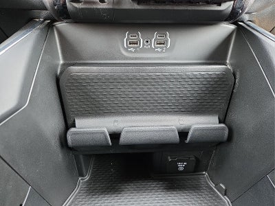 2023 RAM 1500 Laramie Crew Cab 4x4 5'7' Box