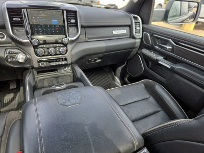 2022 RAM 1500 Laramie Crew Cab 4x4 5'7' Box