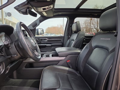 2022 RAM 1500 Laramie Crew Cab 4x4 5'7' Box