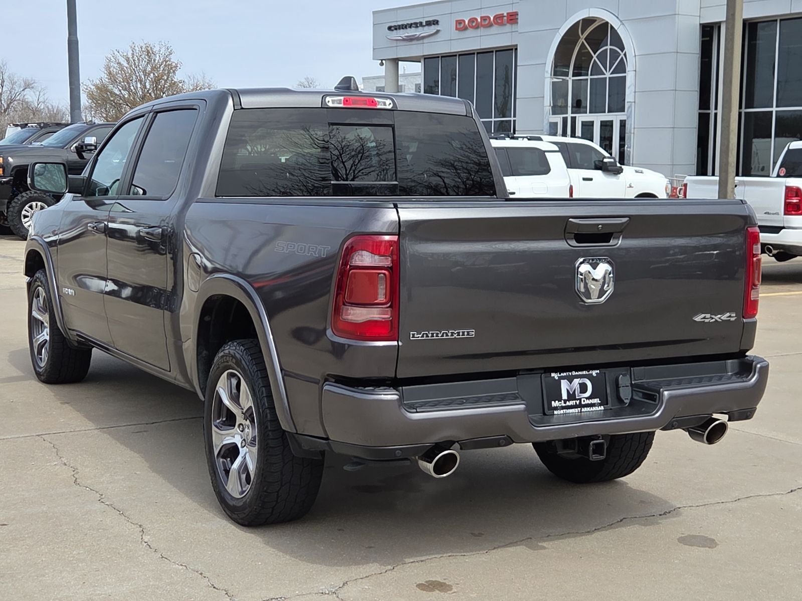 2022 RAM 1500 Laramie Crew Cab 4x4 5'7' Box