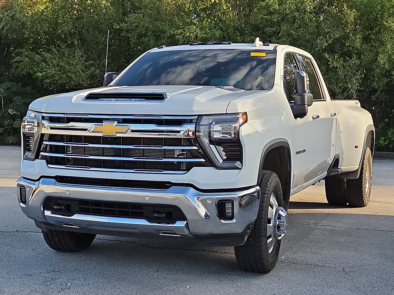 2025 Chevrolet Silverado 3500HD 4WD Crew Cab Long Bed LTZ