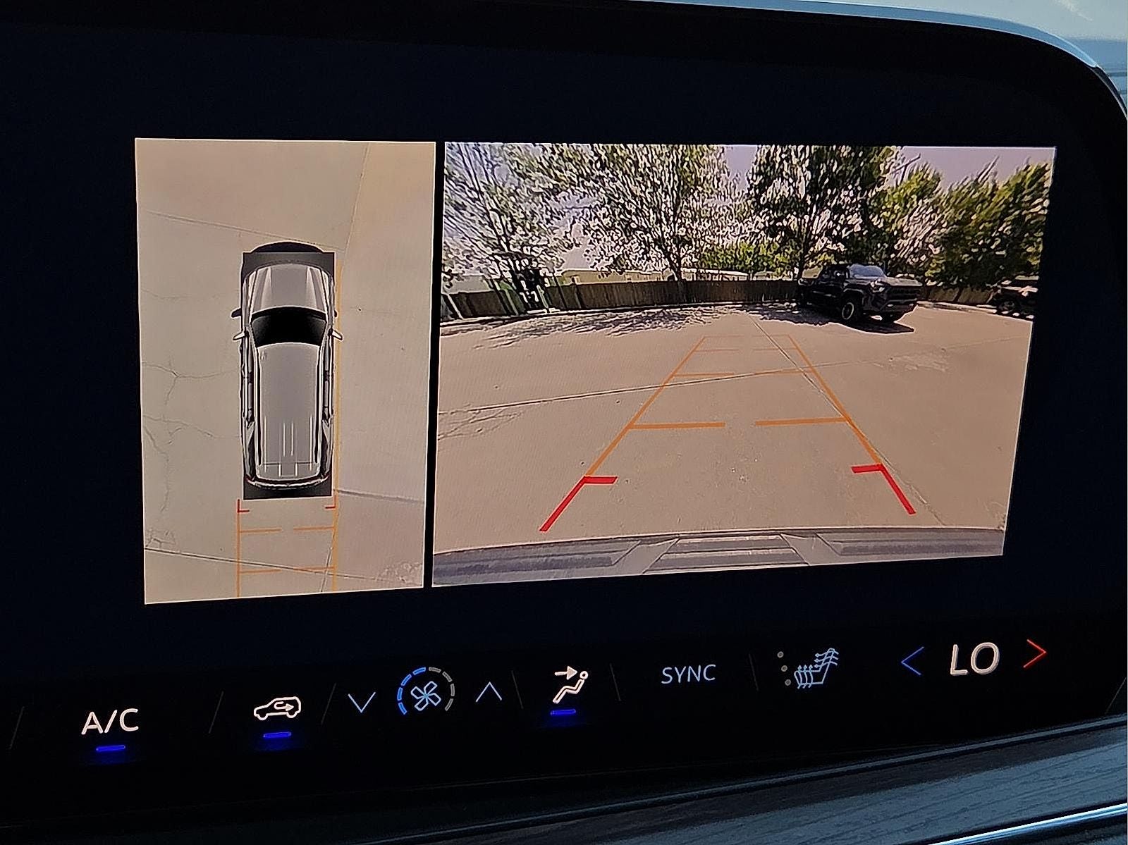 2025 Chevrolet Tahoe 4WD LT