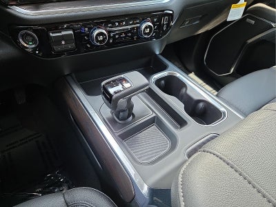 2026 GMC Sierra 1500 Crew Cab, Short Bed, SLT, 4WD