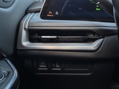 2025 Cadillac XT4 FWD Premium Luxury