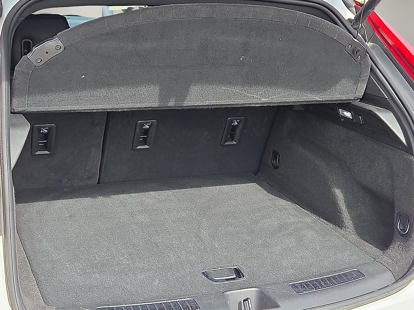 2024 Cadillac XT4 AWD Premium Luxury