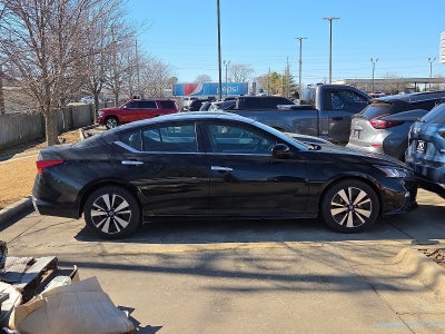 2021 Nissan Altima SV FWD