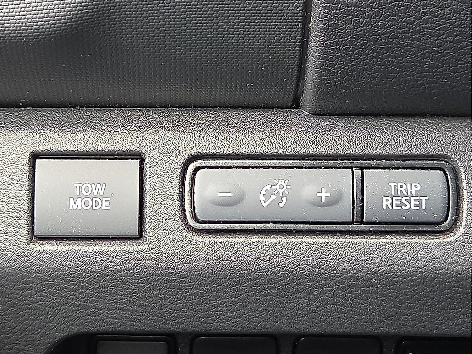 2024 Nissan Frontier Crew Cab PRO-4X 4x4