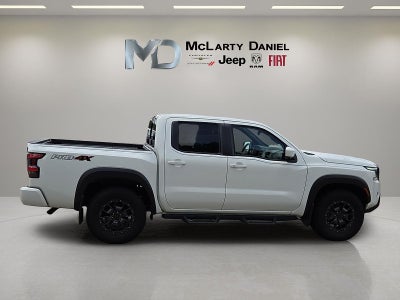 2024 Nissan Frontier Crew Cab PRO-4X 4x4