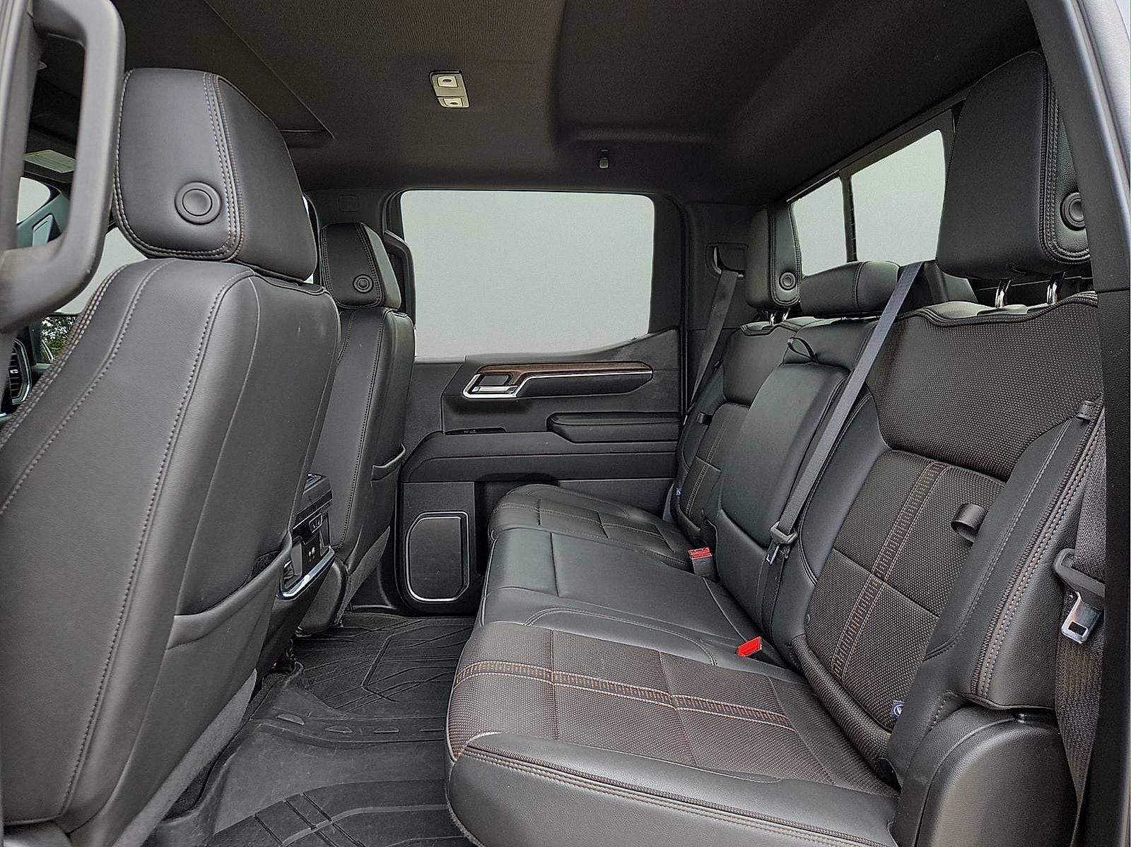 2024 Chevrolet Silverado 1500 4WD Crew Cab Short Bed High Country