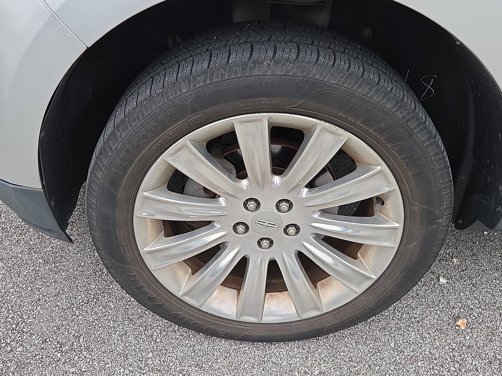 2013 Lincoln MKX Base