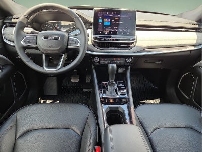 2024 Jeep Compass Latitude Lux FWD