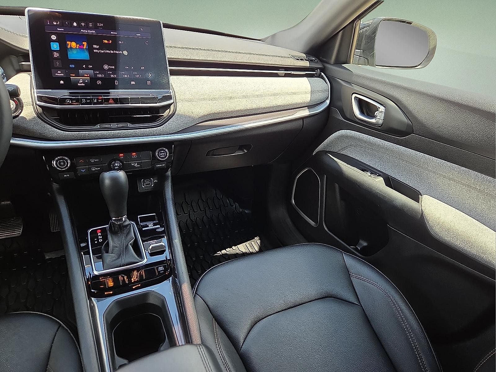 2024 Jeep Compass Latitude Lux FWD