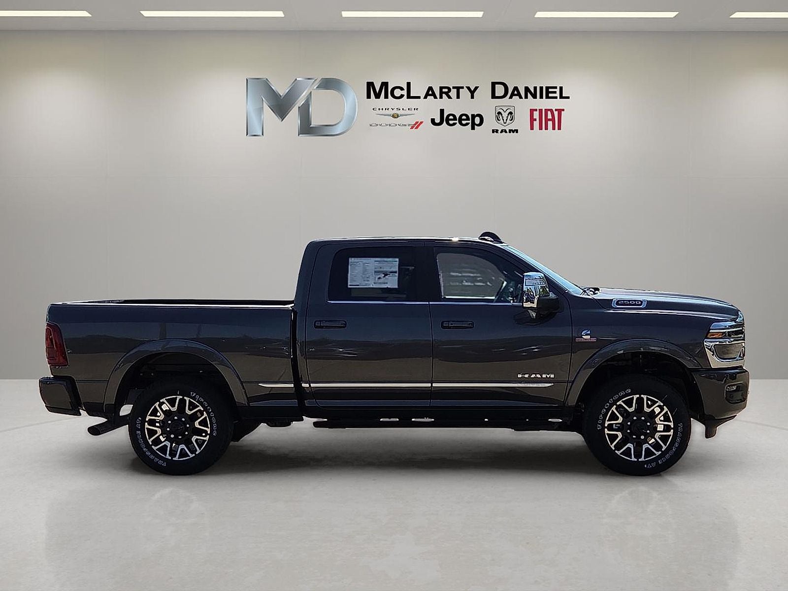 2025 RAM 2500 Limited Crew Cab 4x4 6'4' Box