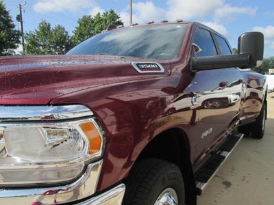 2021 RAM 3500 Big Horn Crew Cab 4x4 8' Box