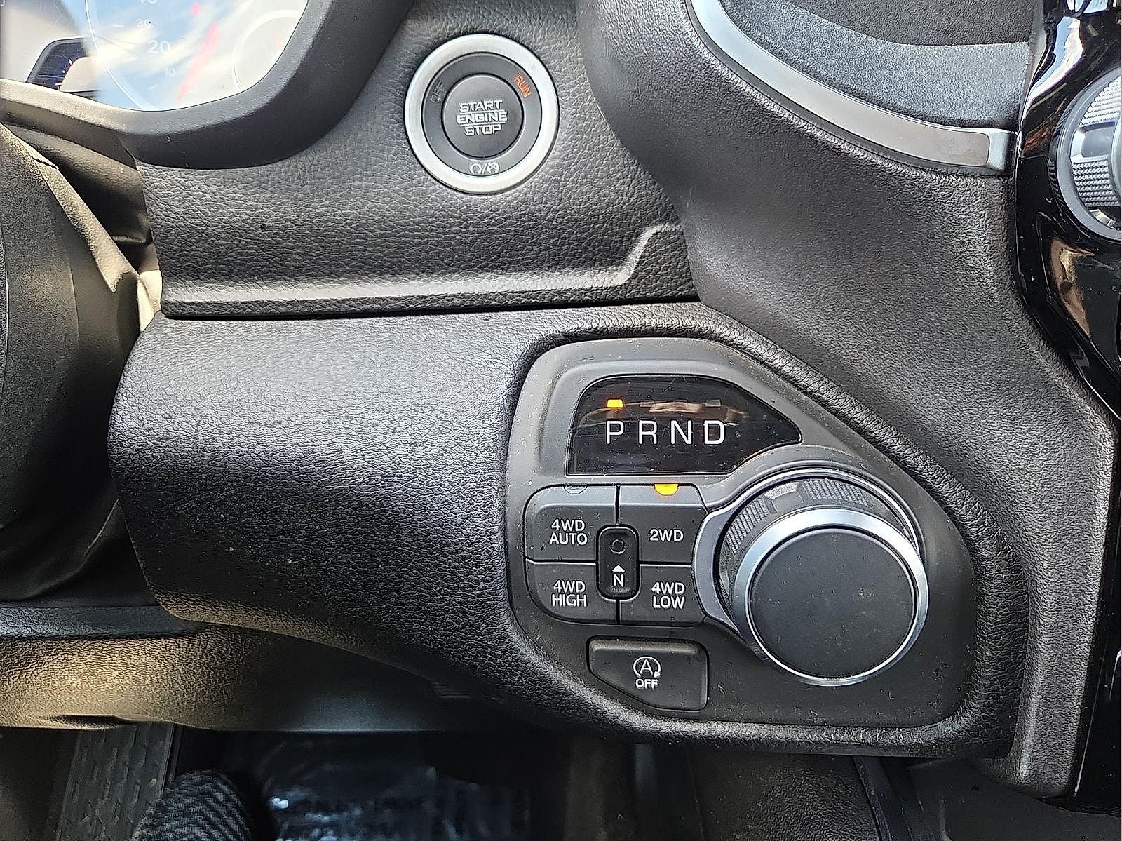 2026 RAM 1500 Big Horn Crew Cab 4x4 5'7' Box