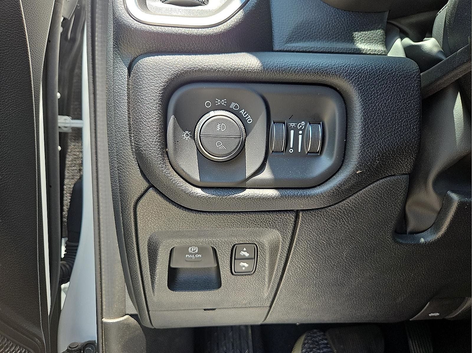 2026 RAM 1500 Big Horn Crew Cab 4x4 5'7' Box