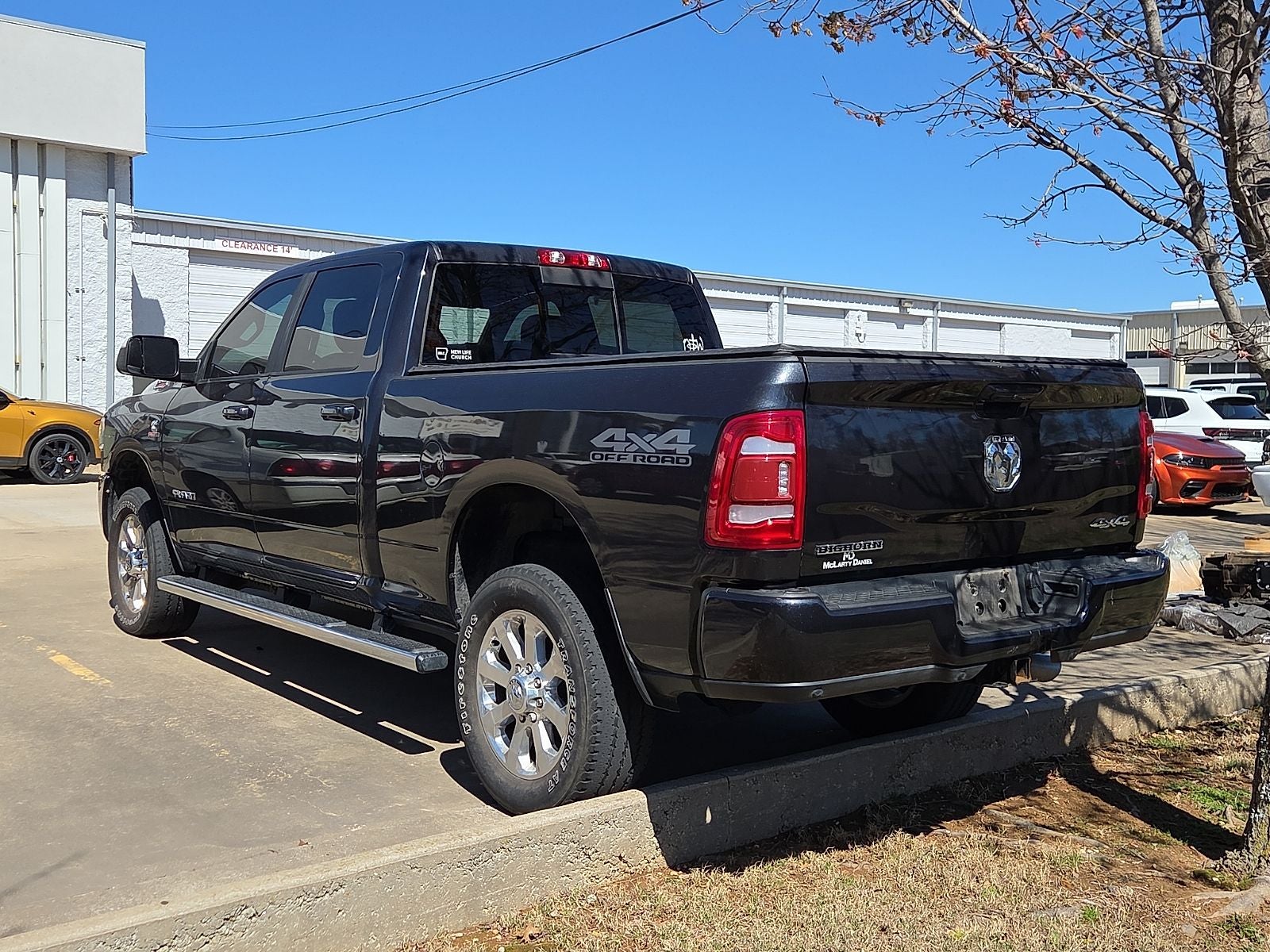 2021 RAM 2500 Big Horn Crew Cab 4x4 6'4' Box
