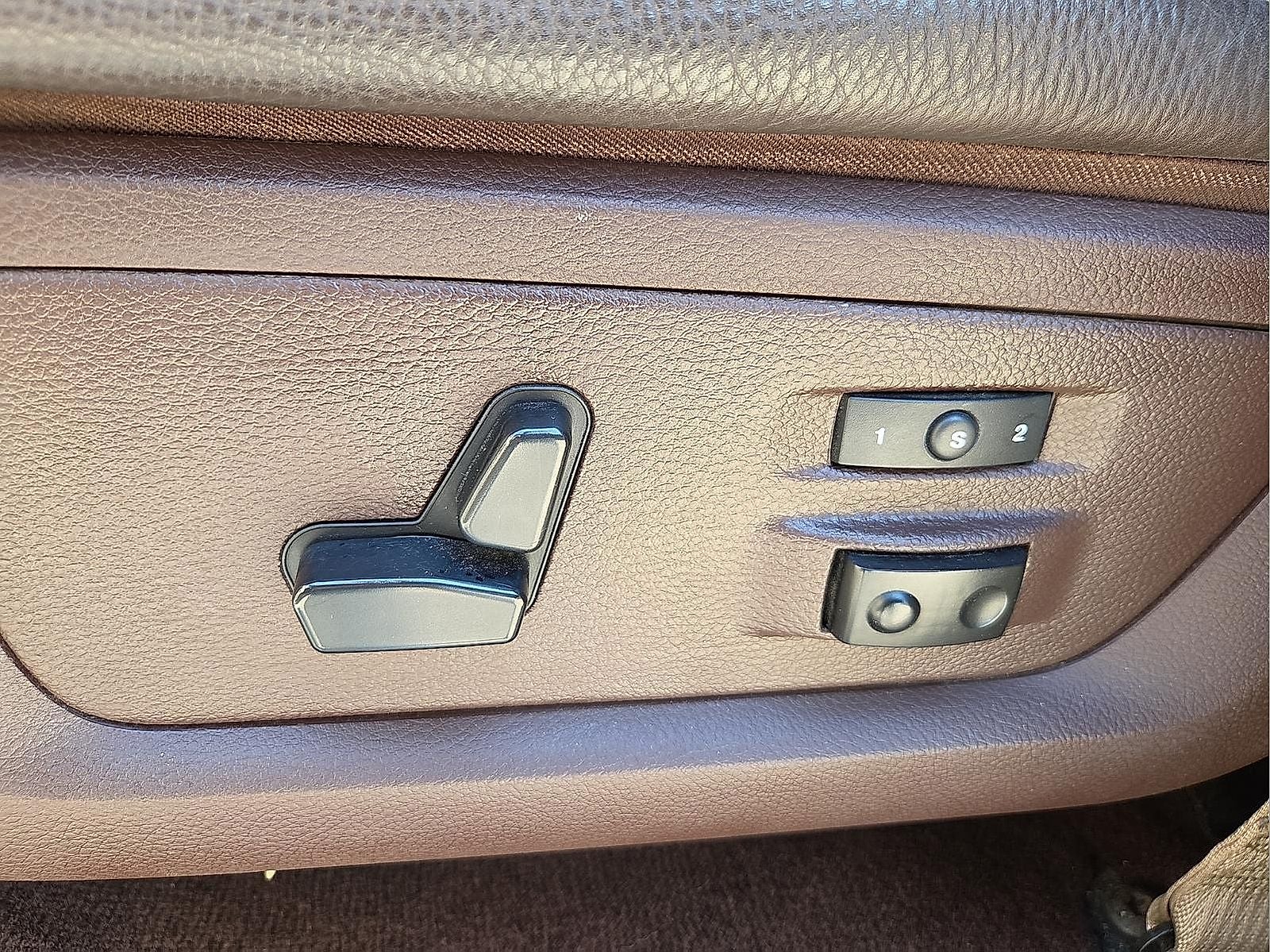 2016 RAM 2500 Laramie Longhorn