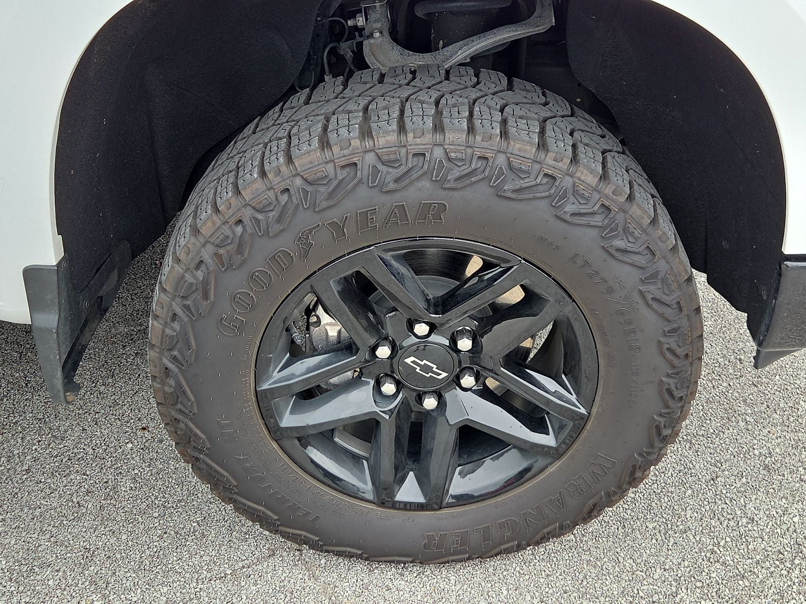 2025 Chevrolet Silverado 1500 4WD Crew Cab Short Bed Custom Trail Boss