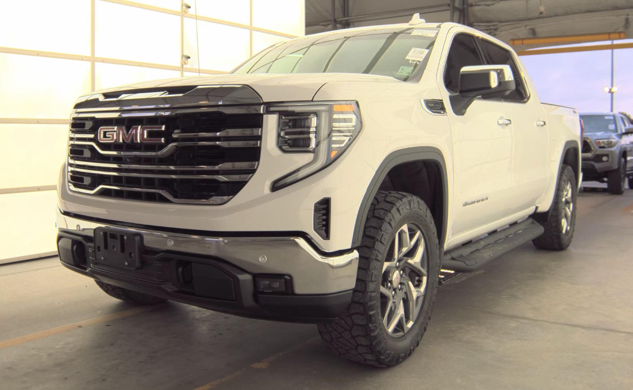 2024 GMC Sierra 1500 SLT
