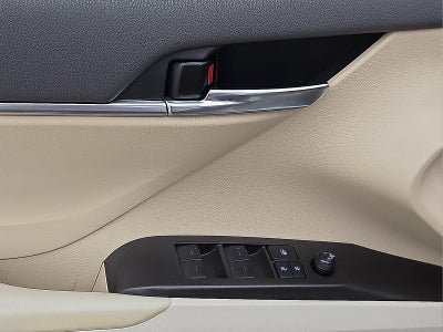 2021 Toyota Camry LE Hybrid