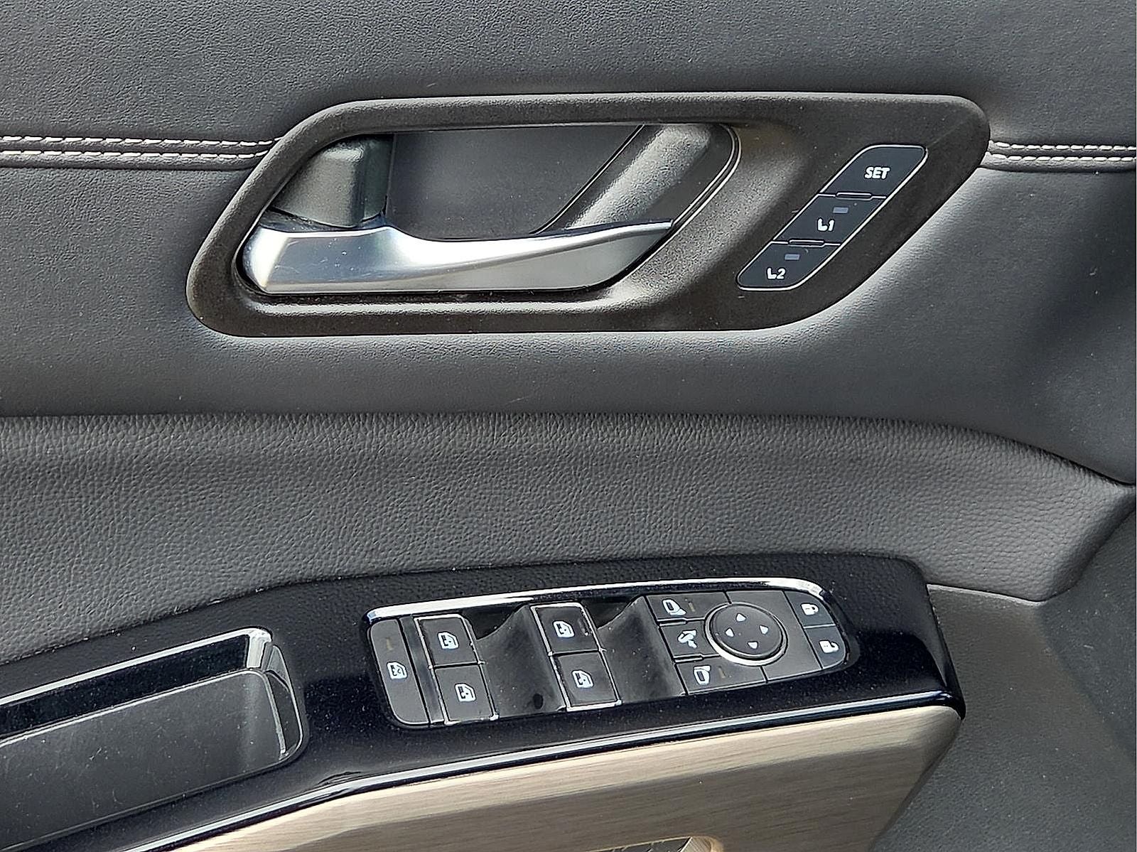 2022 Nissan Pathfinder Platinum 4WD