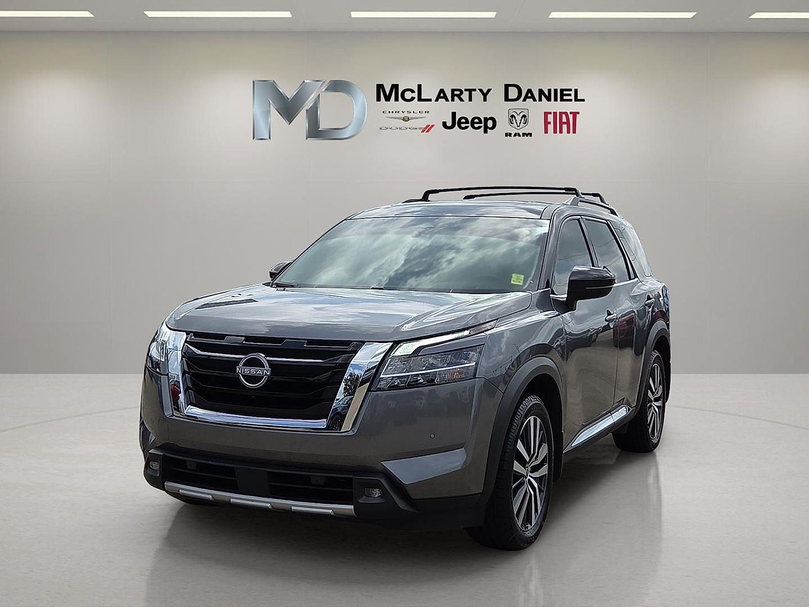 2022 Nissan Pathfinder Platinum 4WD