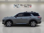 2022 Nissan Pathfinder Platinum 4WD