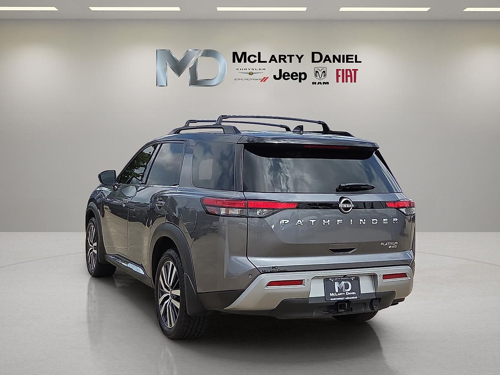 2022 Nissan Pathfinder Platinum 4WD