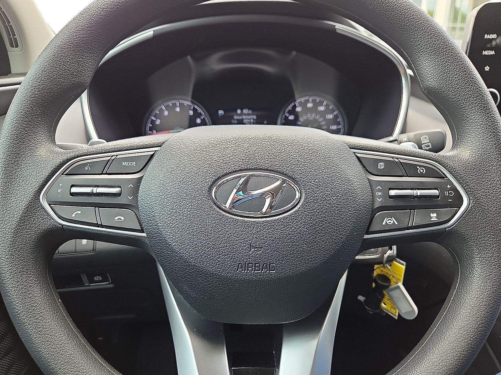 2023 Hyundai Santa Fe SE