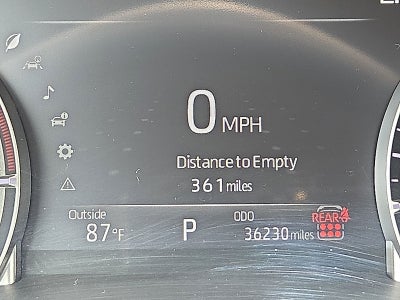 2025 Toyota Highlander LE