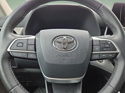 2025 Toyota Highlander LE