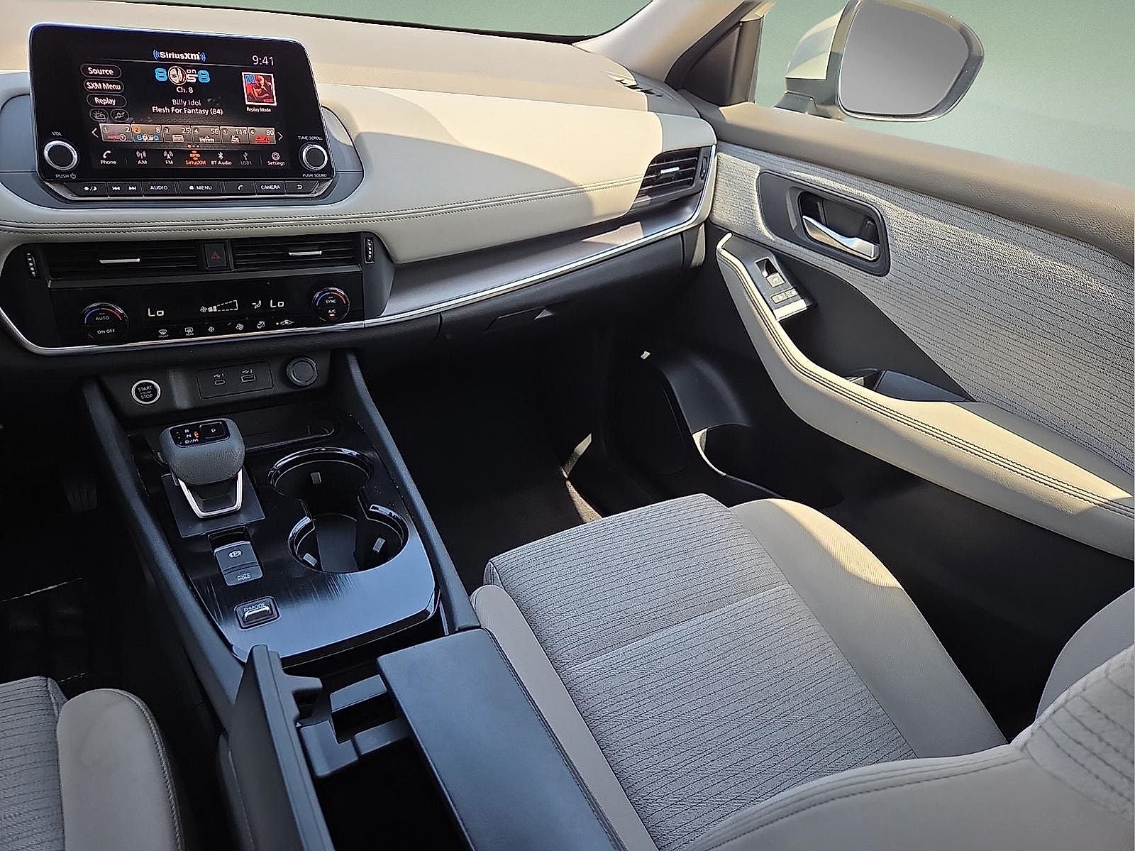 2023 Nissan Rogue SV FWD