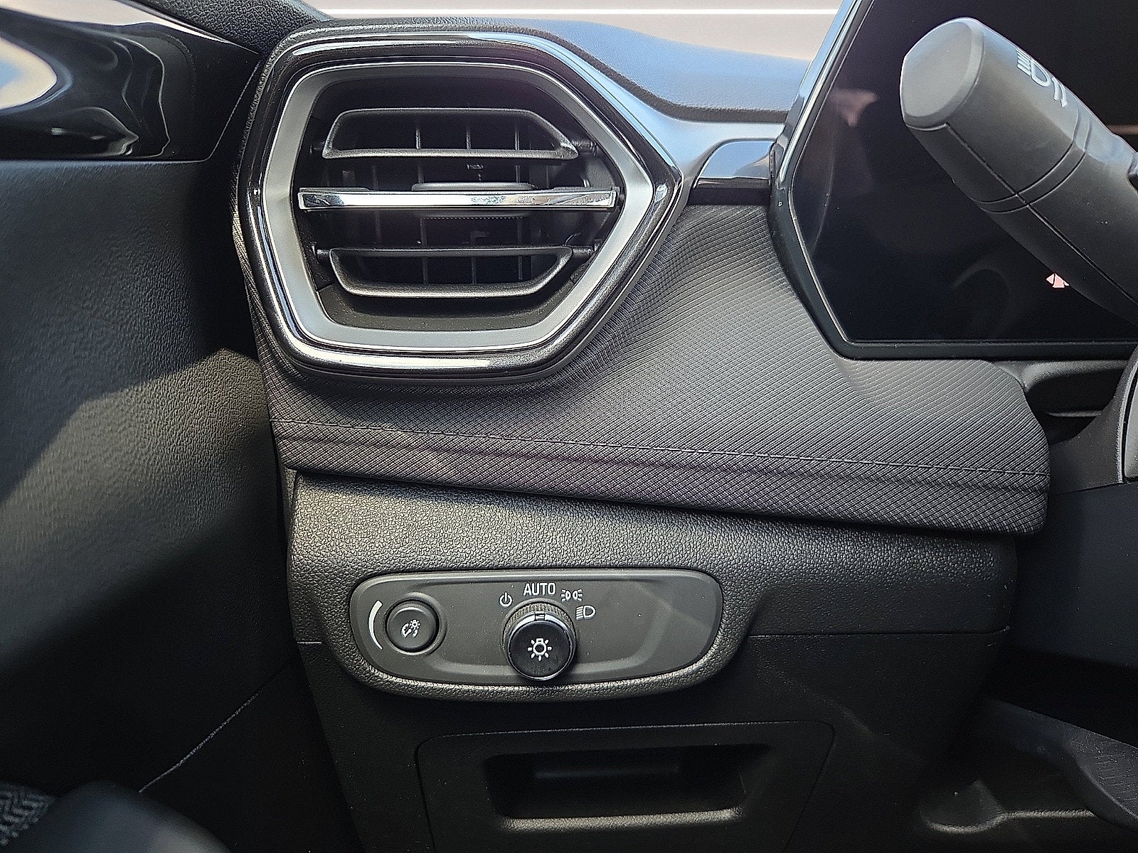 2025 Chevrolet TrailBlazer FWD LT