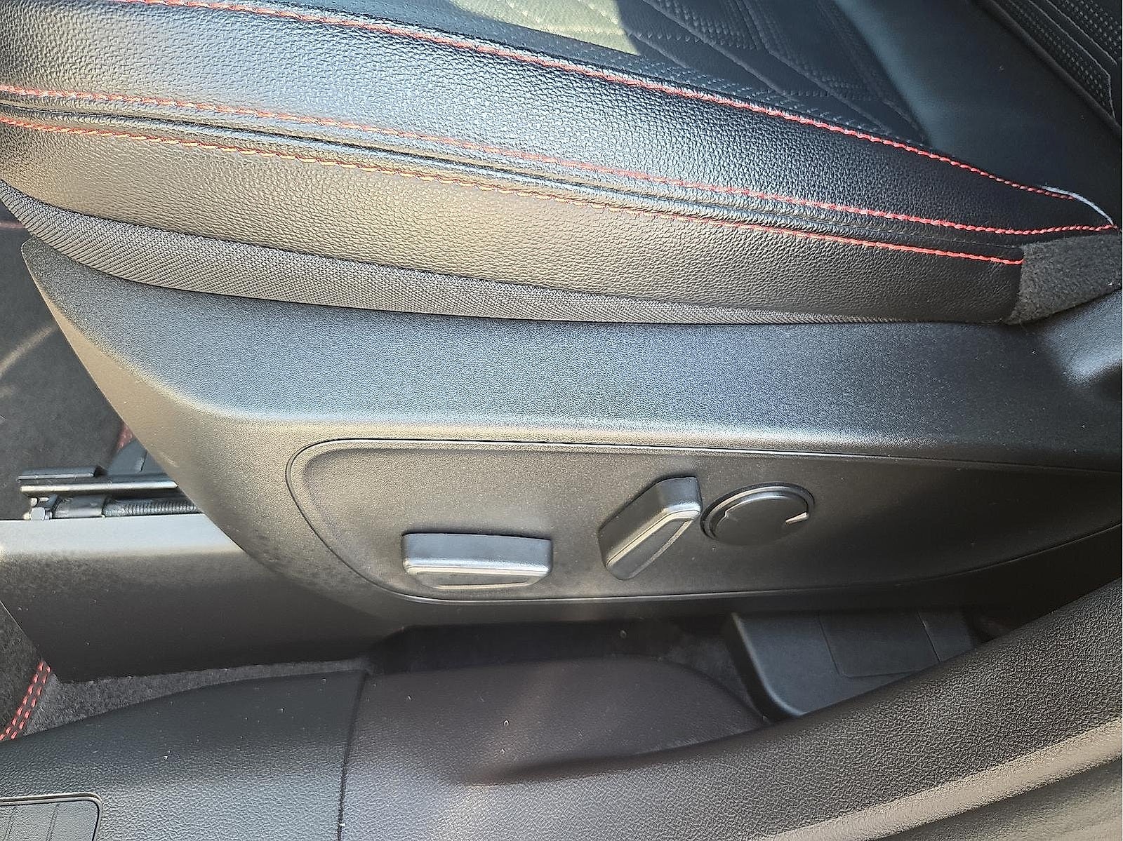 2023 Ford Escape ST-Line Elite