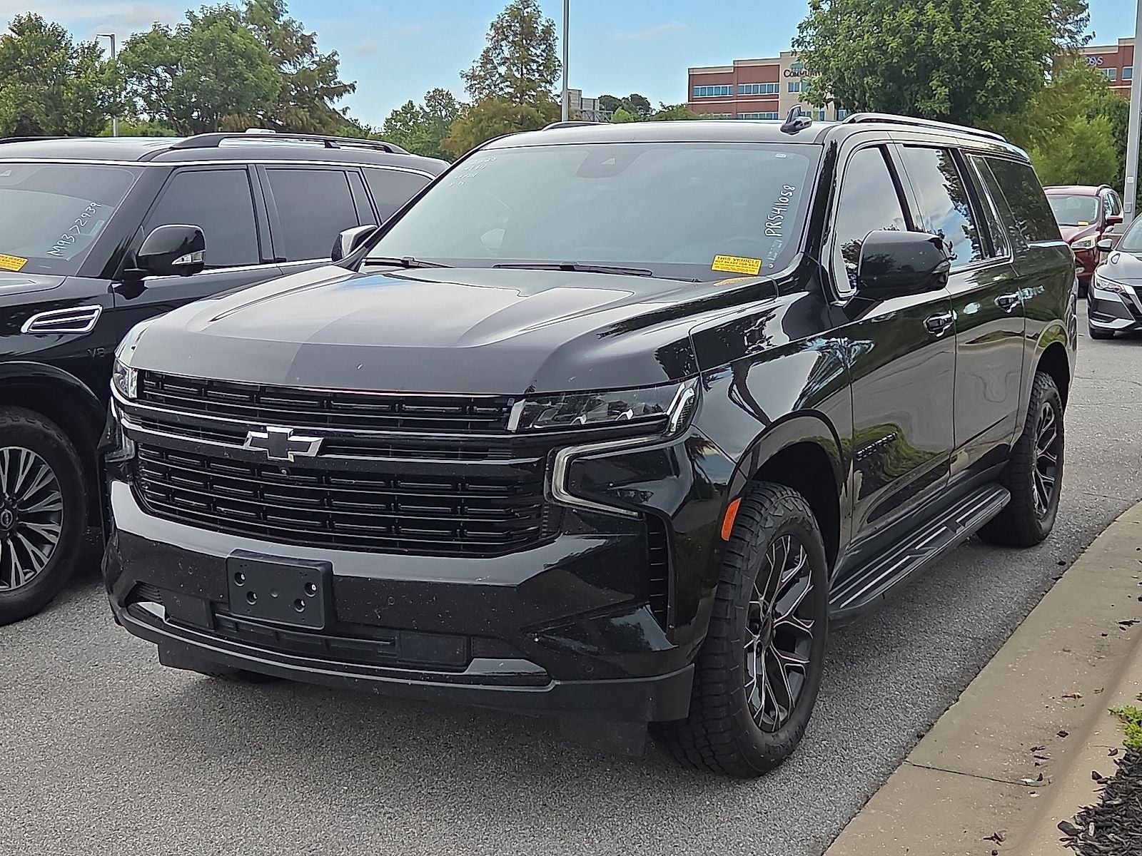 2023 Chevrolet Suburban RST