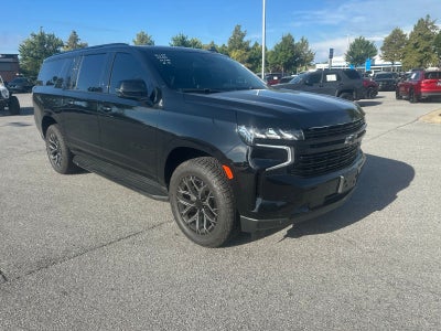 2023 Chevrolet Suburban RST