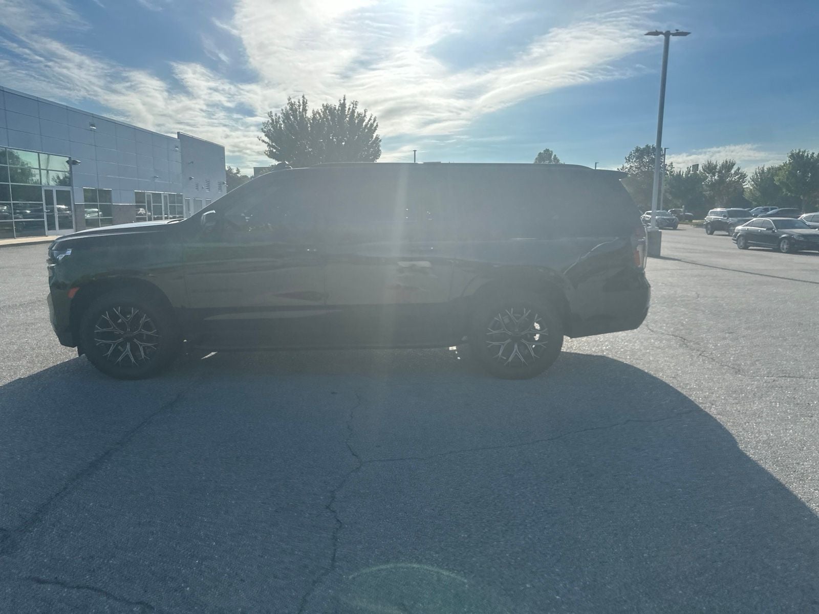 2023 Chevrolet Suburban RST