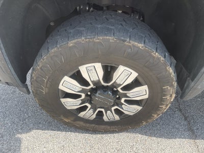 2025 GMC Sierra 2500HD Denali