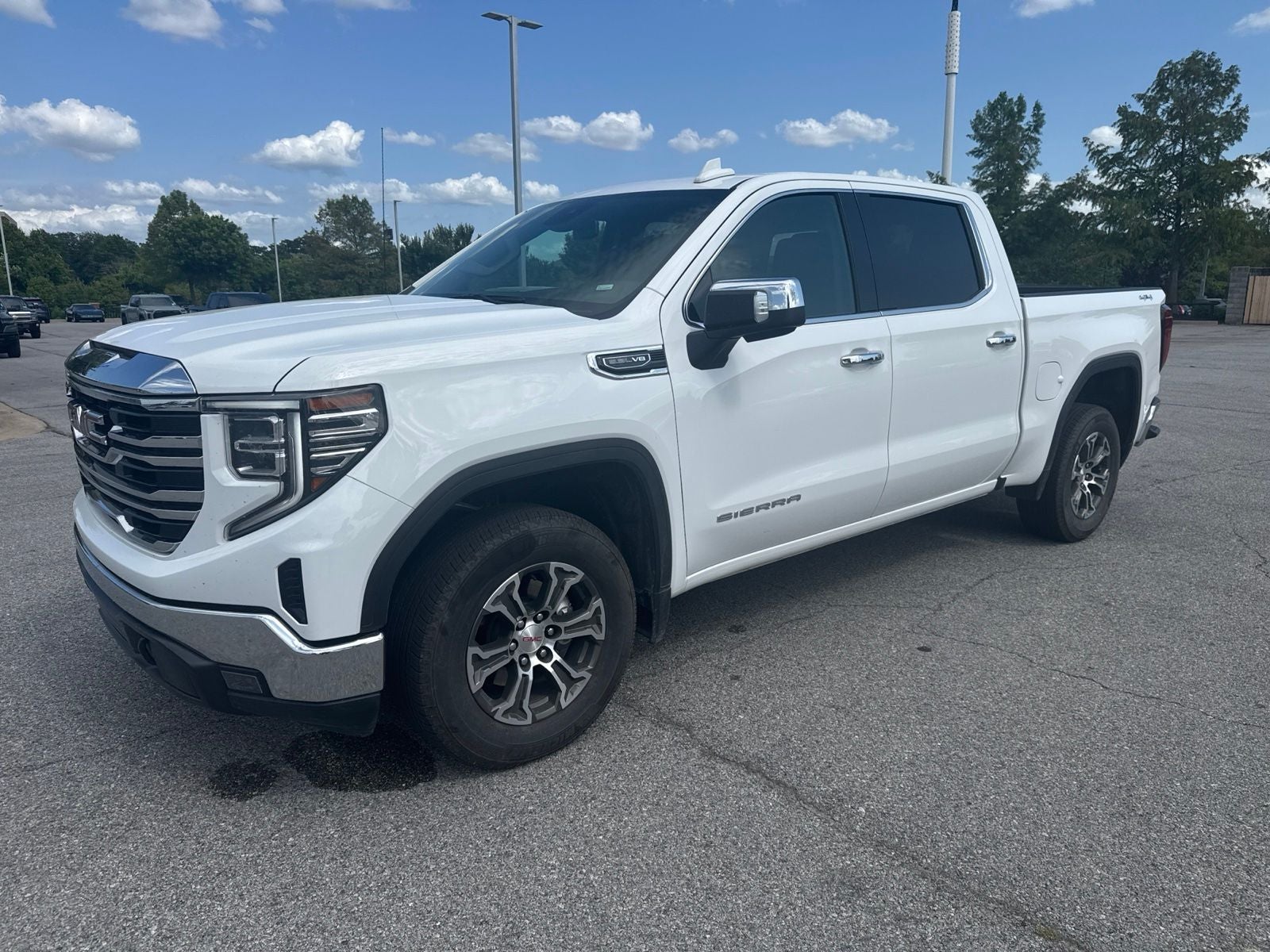 2026 GMC Sierra 1500 SLT