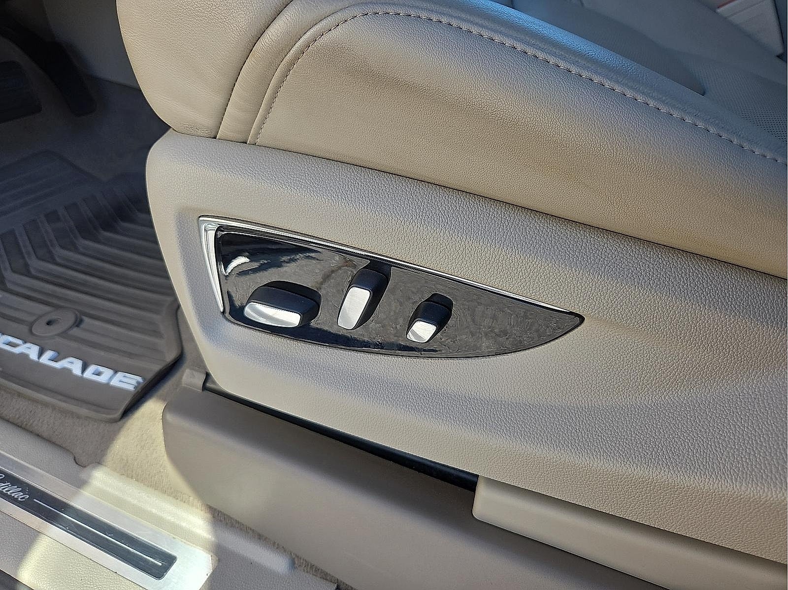 2019 Cadillac Escalade Premium Luxury