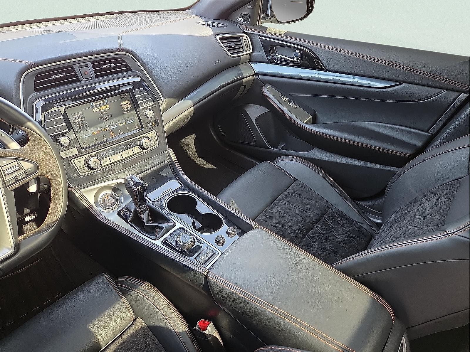 2023 Nissan Maxima SR