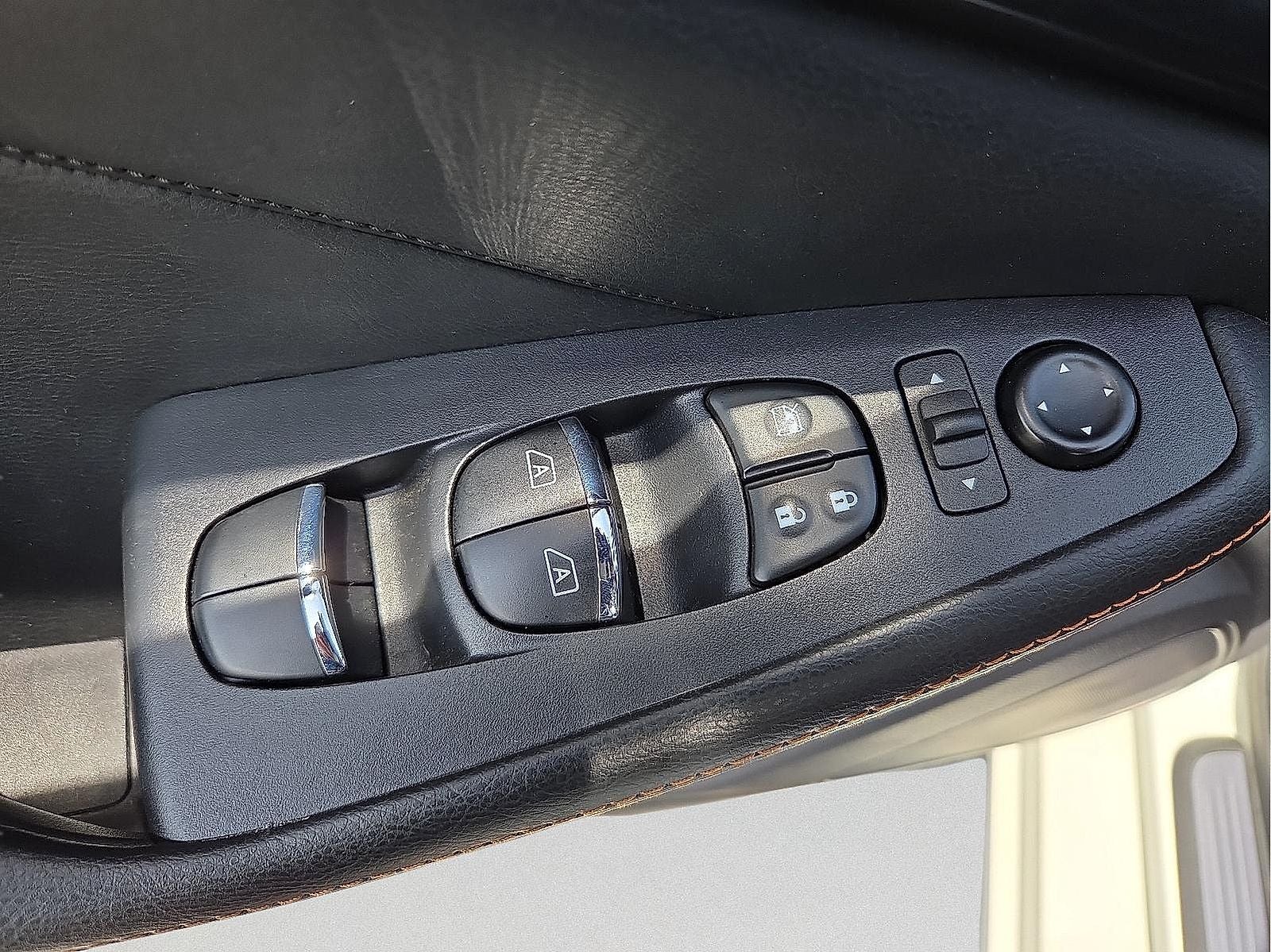 2023 Nissan Maxima SR