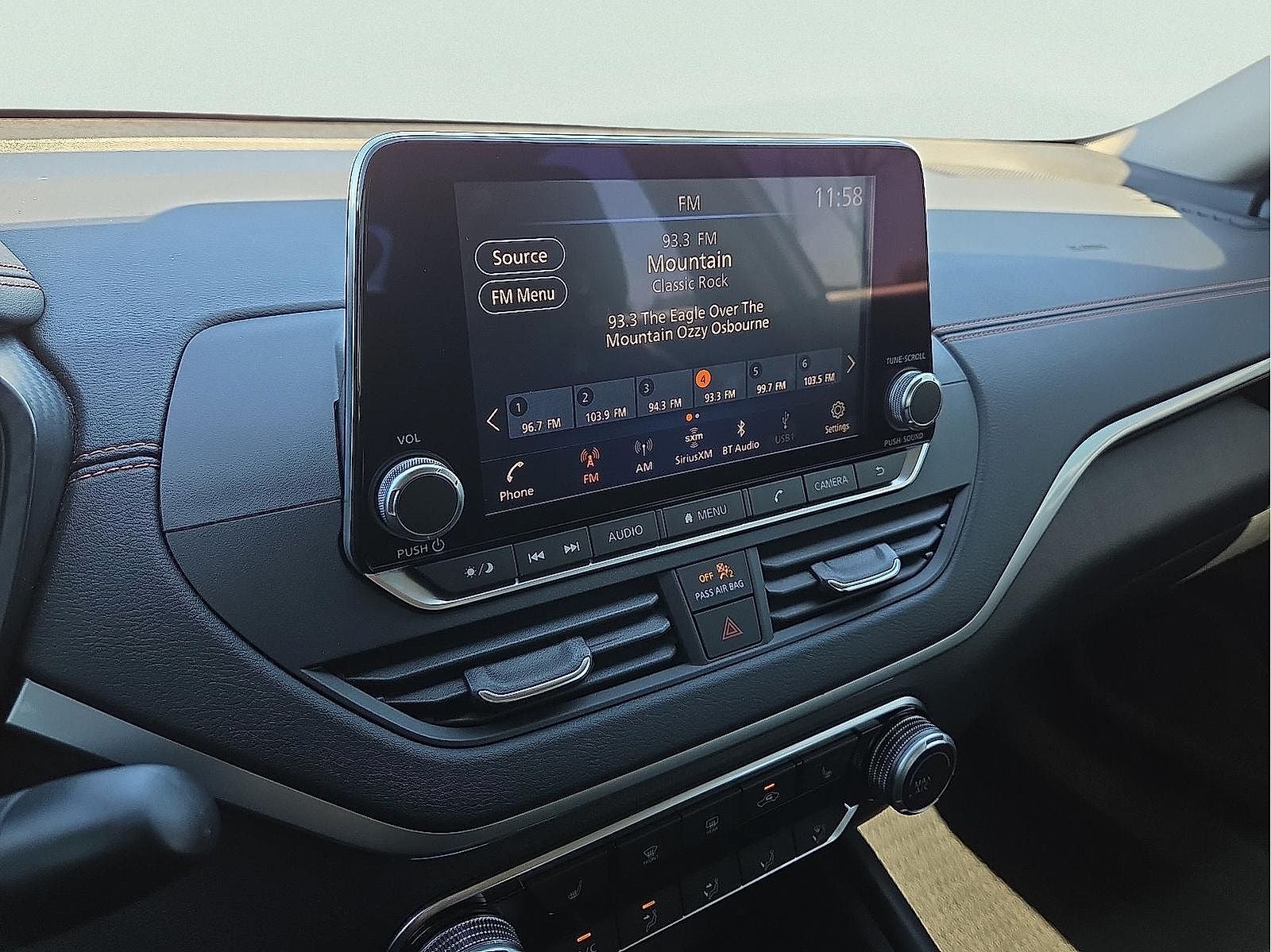 2022 Nissan Altima 2.5 SR