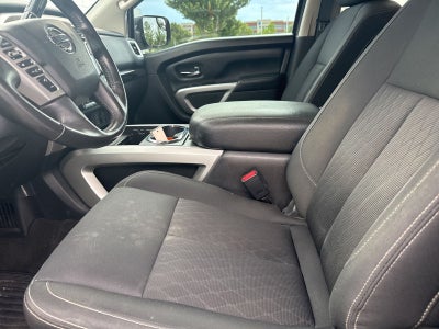 2018 Nissan Titan SV