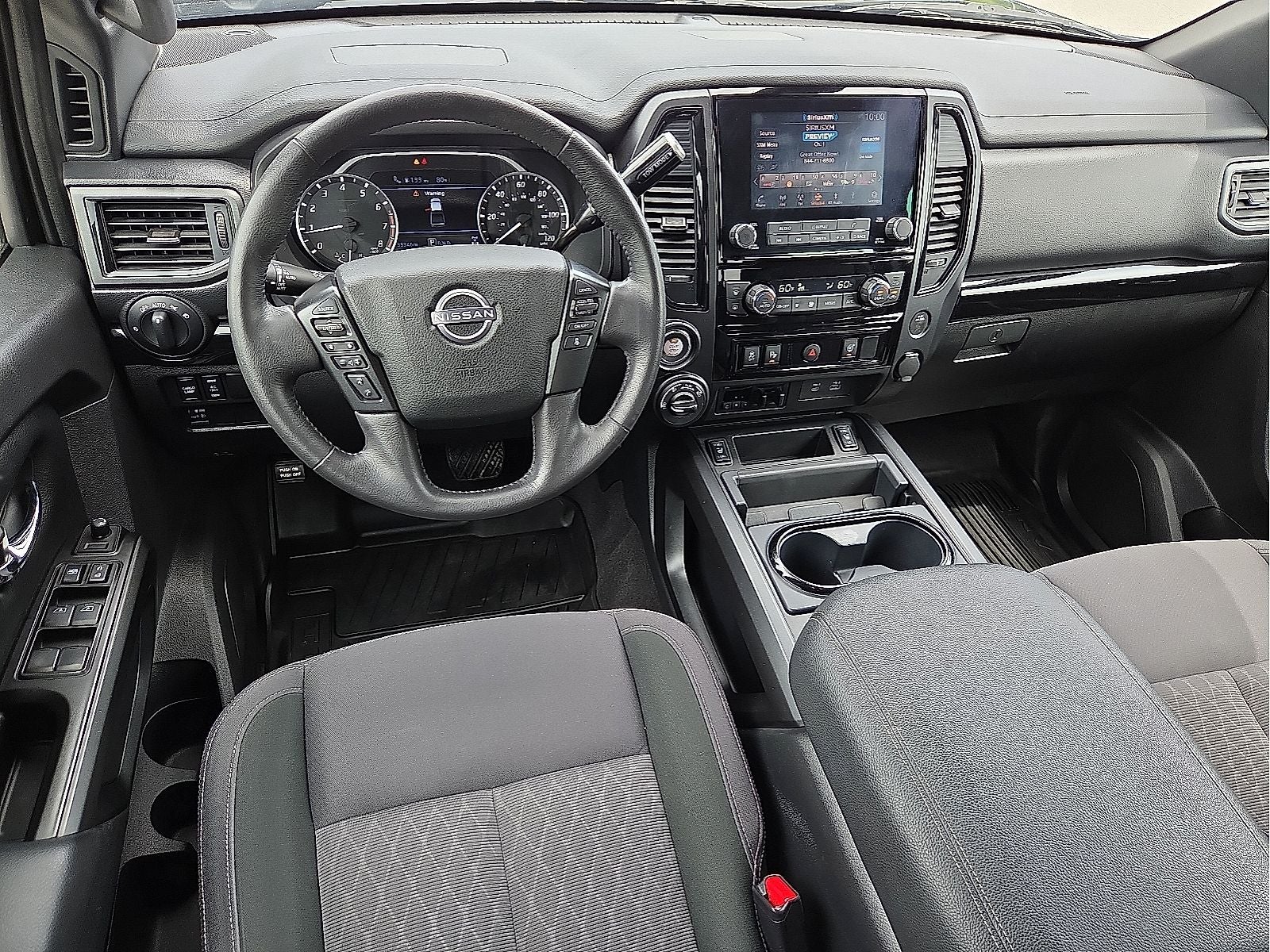 2023 Nissan Titan SV