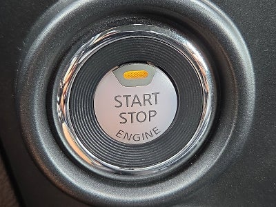 2023 Nissan Titan SV
