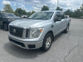 2017 Nissan Titan SV