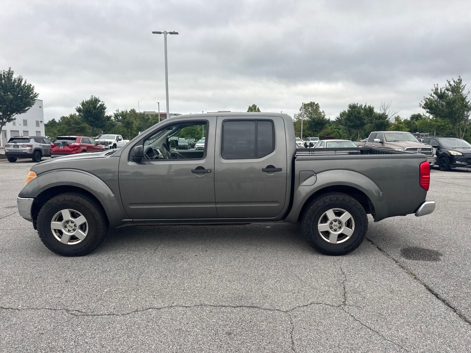 2008 Nissan Frontier LE